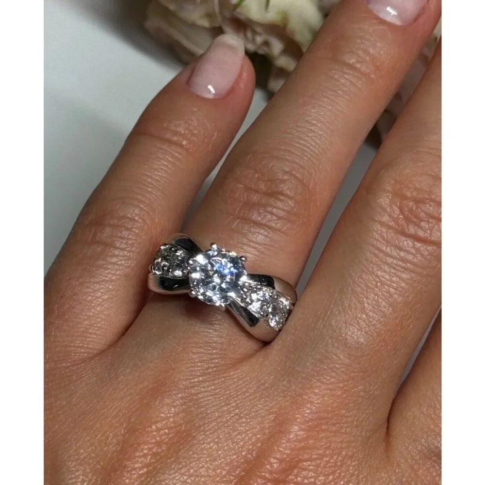 925 STERLING SILVER CZ RING SIZE 6.5